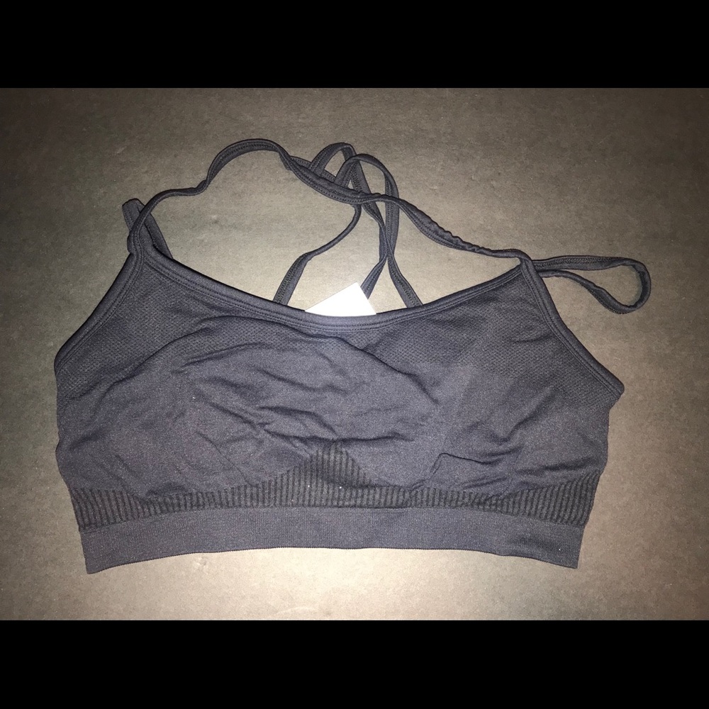 Fabletics Sevan ll sports bra